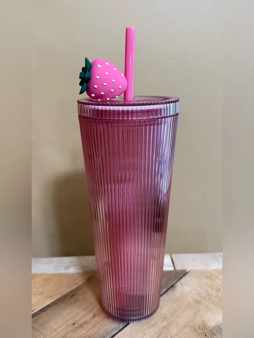 Starbucks PINK DRINK COLLECTION 2026 Limited Edition Strawberry Topper 24oz Cup